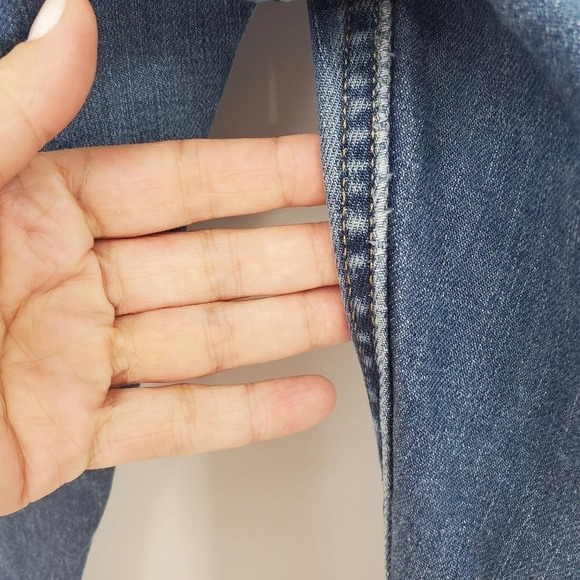 EVERLANE Mid-Rise Medium Wash Denim Jeans 28 - Picture 9 of 14